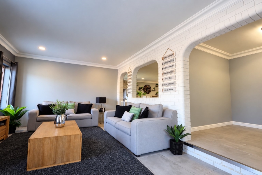 3 Bedroom Property for Sale in Sherwood Eastern Cape